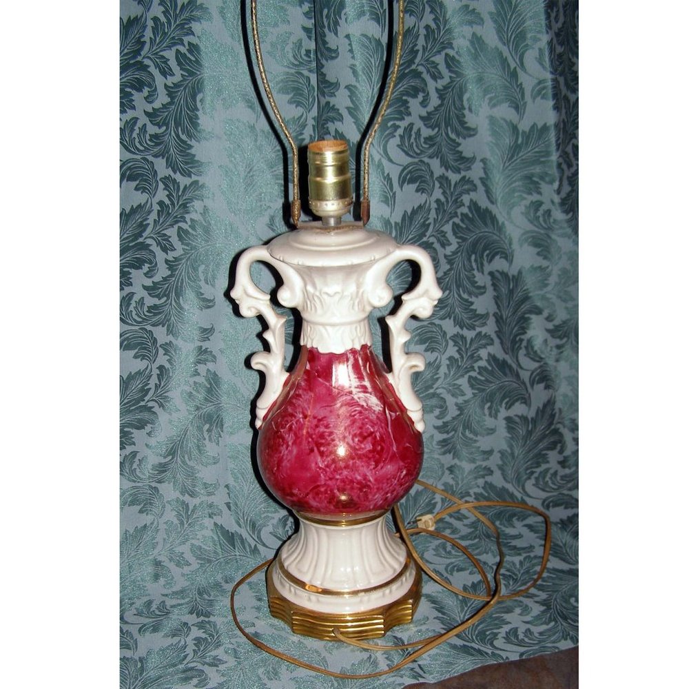 💡 RARE Working Antique 1940s Victorian Style Ceramic Rose Urn LAMP BASE by… - Picture 7 of 13